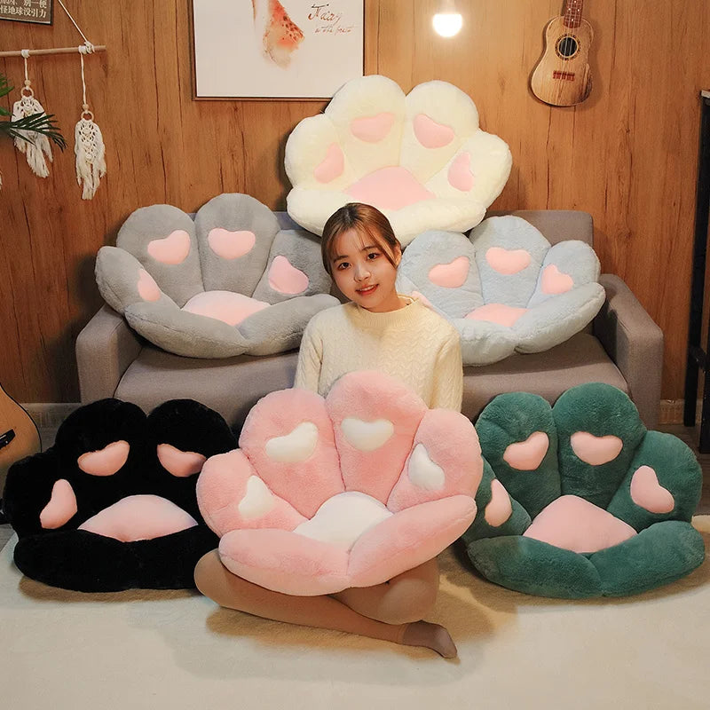 Heart-Center Kawaii Paw Cushion